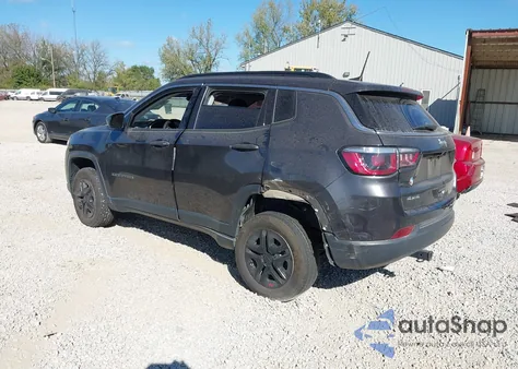 2020 Jeep Compass Sport 4X4 z USA, uszkodzony, nr VIN 3C4NJDAB8LT151749